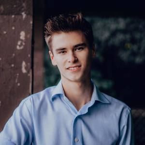 Meet your Posher, Nolan